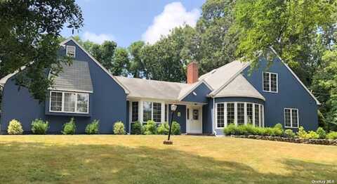 Locust Ln, SAG HARBOR, NY 11963