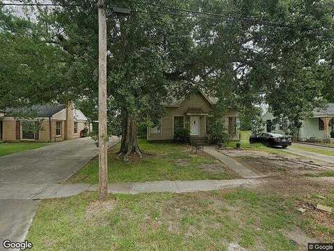 9Th, LAKE CHARLES, LA 70601