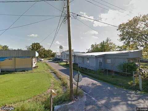 Avenue D, GOLDEN MEADOW, LA 70357