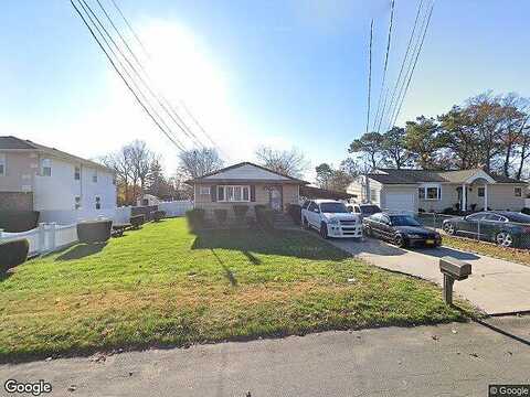 Matthews, WEST BABYLON, NY 11704