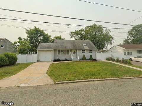 Rutledge, BRENTWOOD, NY 11717