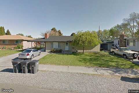 8Th, KENNEWICK, WA 99336