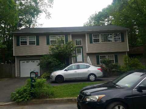 Pearl, GREENLAWN, NY 11740