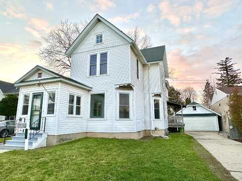 Main, MAYVILLE, WI 53050