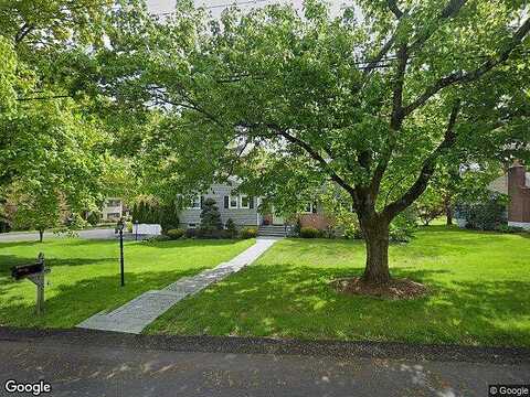 Spruce, BRIARCLIFF MANOR, NY 10510