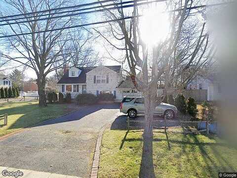 Woodlawn, SAINT JAMES, NY 11780