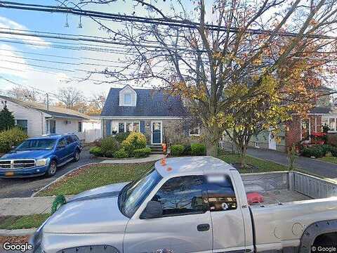 Grand, BELLMORE, NY 11710