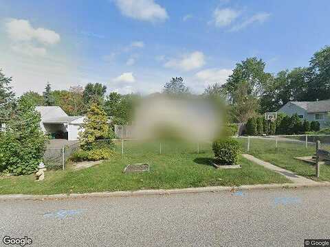 Maple, CENTRAL ISLIP, NY 11722