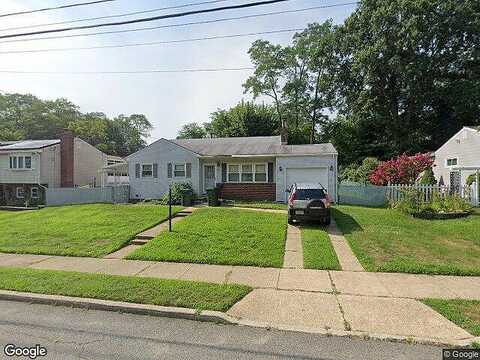 Courtland, HAZLET, NJ 07730