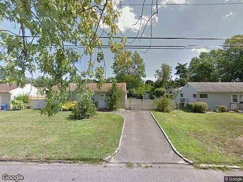 Tamarack, CENTRAL ISLIP, NY 11722