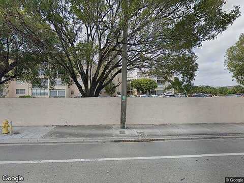 Somerset, LAUDERDALE LAKES, FL 33311