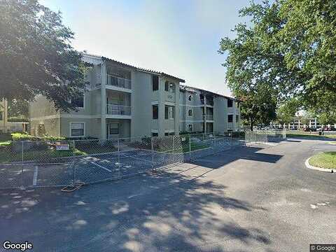 Parkway, KISSIMMEE, FL 34747