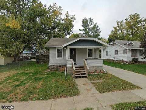 8Th, NEWTON, IA 50208