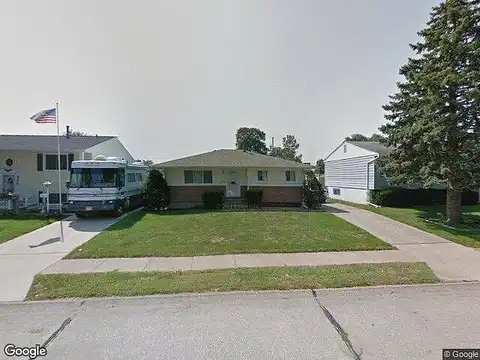 39Th, EAST MOLINE, IL 61244