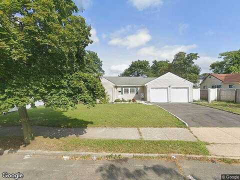 Poplar, CENTRAL ISLIP, NY 11722