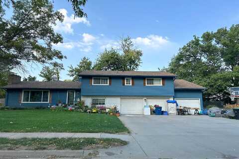 114Th, OMAHA, NE 68144