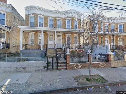 Grant, BROOKLYN, NY 11208