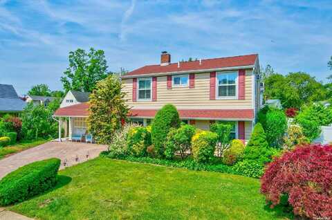 Pleasant, LEVITTOWN, NY 11756