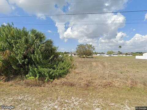 6Th, LEHIGH ACRES, FL 33976