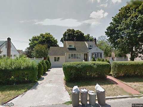 Irving, CENTRAL ISLIP, NY 11722