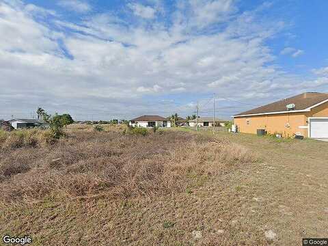 25Th, LEHIGH ACRES, FL 33976