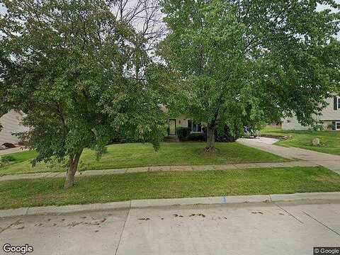 Sherrylynn, PLEASANT HILL, IA 50327