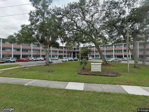 58Th, KENNETH CITY, FL 33709