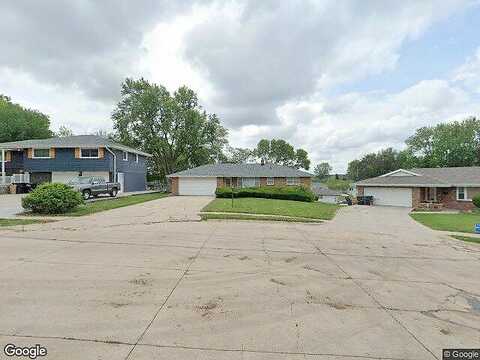 Shady Lane, OMAHA, NE 68105