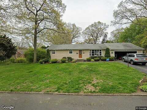 Twin Oaks, STRATFORD, CT 06614