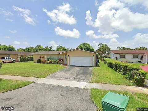 15Th, LAUDERHILL, FL 33313