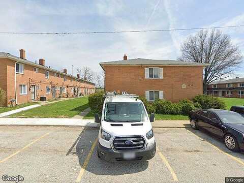 Banbury Ct Apt 16, CLEVELAND, OH 44128