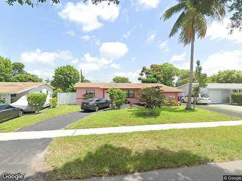 15Th, LAUDERHILL, FL 33313