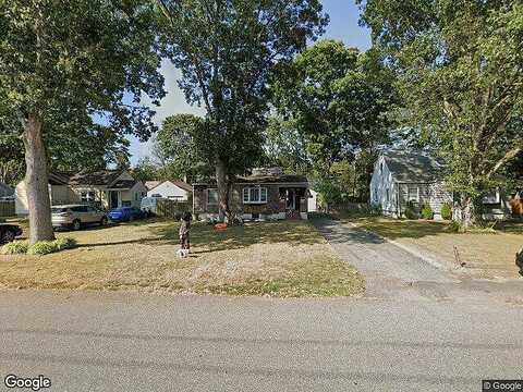 Mcgowan, CENTRAL ISLIP, NY 11722