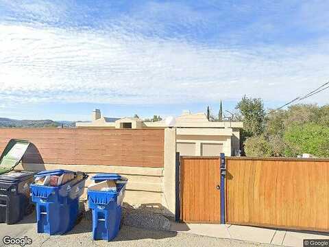 Cerrillos, WOODLAND HILLS, CA 91364