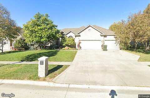 Sawgrass, LINCOLN, NE 68526