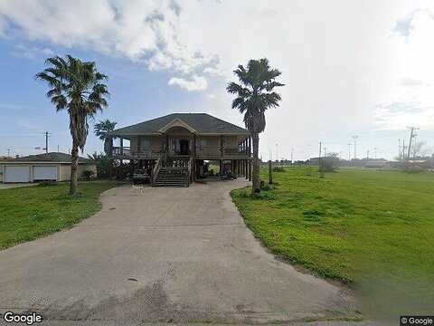 Tremont St, SABINE PASS, TX 77655