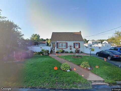 16Th, WEST BABYLON, NY 11704