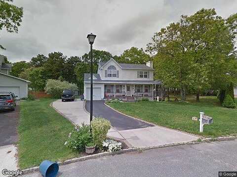 Gaetano, CORAM, NY 11727