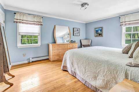 Valley View, MONROE, CT 06468