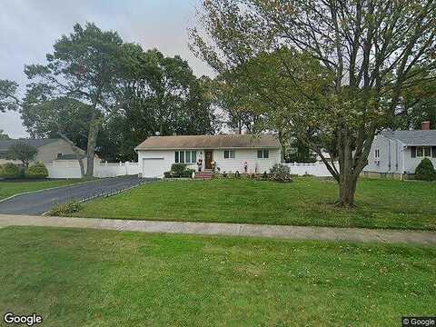 Connetquot, ISLIP TERRACE, NY 11752