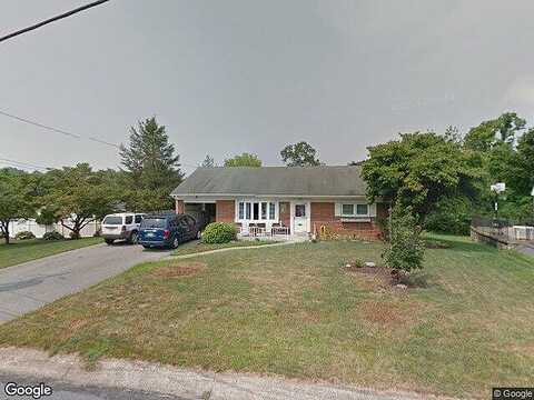 Pearl, MOUNTVILLE, PA 17554