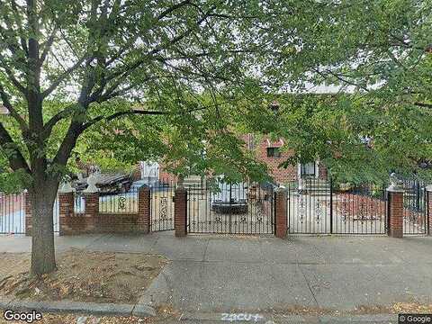 Linwood, BROOKLYN, NY 11208