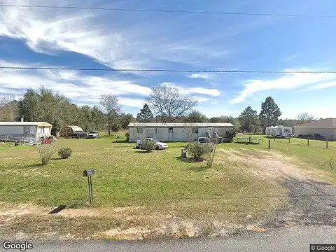 Robin, CRESTVIEW, FL 32539