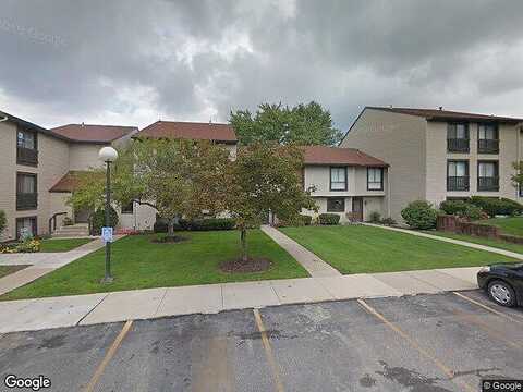 Greenwood Pkwy # 3-405, NORTHFIELD, OH 44067