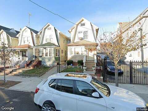 39Th, BROOKLYN, NY 11203