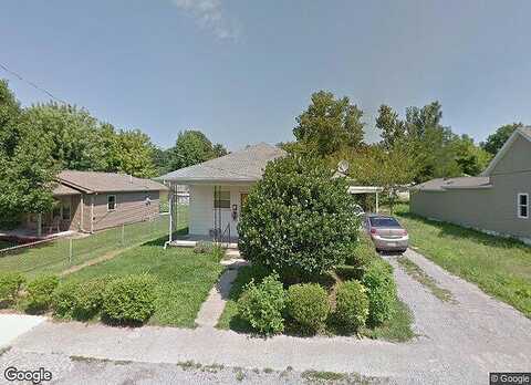 10Th, JOHNSTON CITY, IL 62951