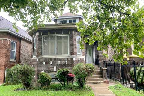 Bishop, CHICAGO, IL 60620