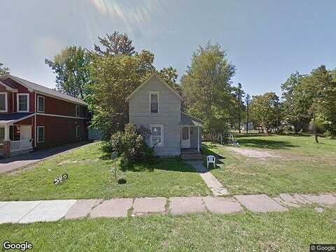 Broadway, BENTON HARBOR, MI 49022