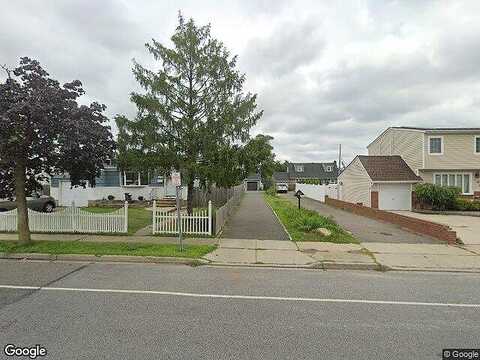 Gardiners, LEVITTOWN, NY 11756