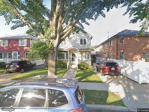 266Th, GLEN OAKS, NY 11004